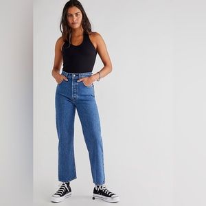 Levi Ribcage Straight Ankle Jeans